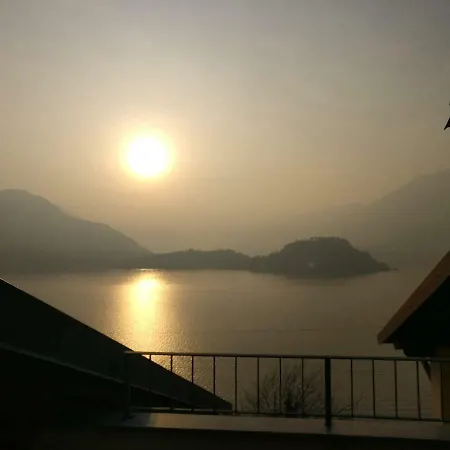 The Owl House * Varenna